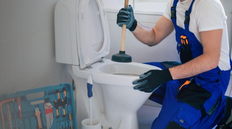 Professional septic pumping service in Lilburn, GA